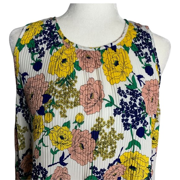 Carolina Belle Accordion Pleat Tank Top M White Floral Round Neck Key Hole - Picture 2 of 6